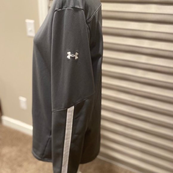 Ladies UNDER ARMOUR Qualifier Quarter-Zip Athletic Jacket, Large - Picture 5 of 10